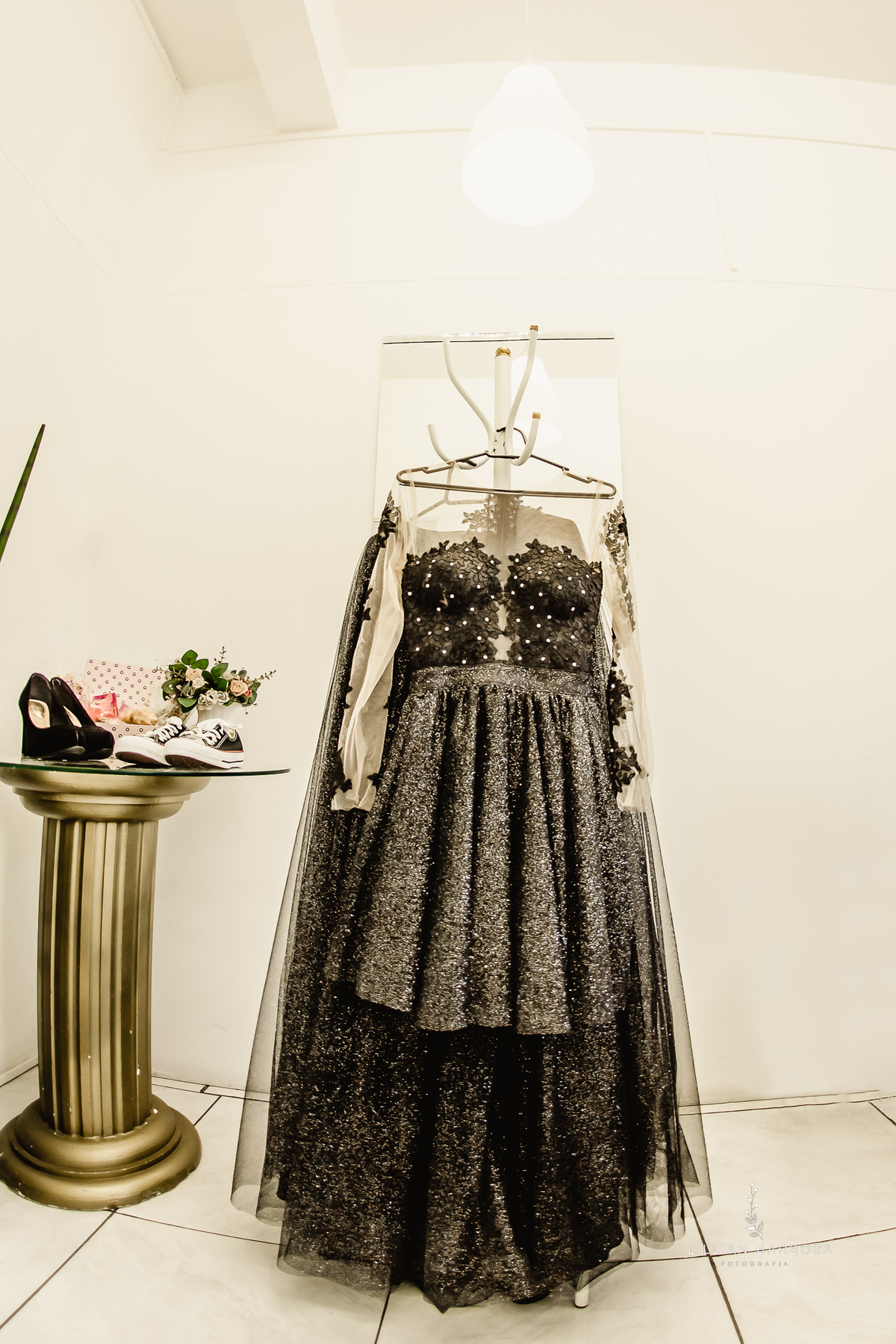 vestido-roupa-festa-tênis-fotógrafadesc-fotógrafadesantacatarina-fotógrafadelauromuller-fotógrafosdelauromuller-fotógrafosdesantacatarina-fotógrafade15anos-fotógrafosde15anos-festadedebutante