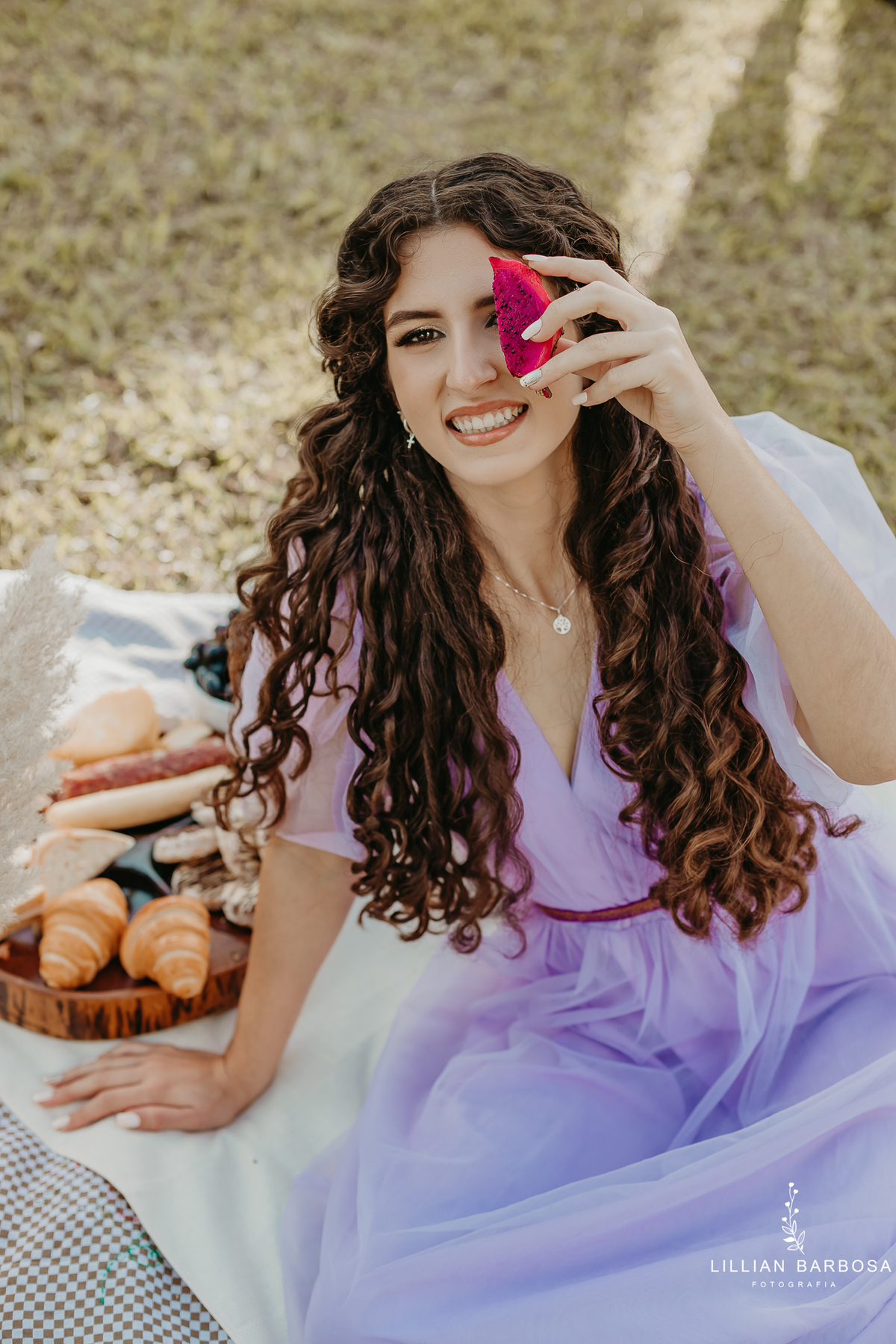 Gabriele-ensaio-15-anos-piquinique-violao-laguna-balanço-de-flor-praia-fotografa-de-lauro-muller- (1)