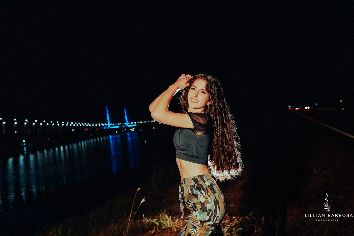 Gabriele-ensaio-15-anos-piquinique-violao-laguna-balanço-de-flor-praia-fotografa-de-lauro-muller- (1)