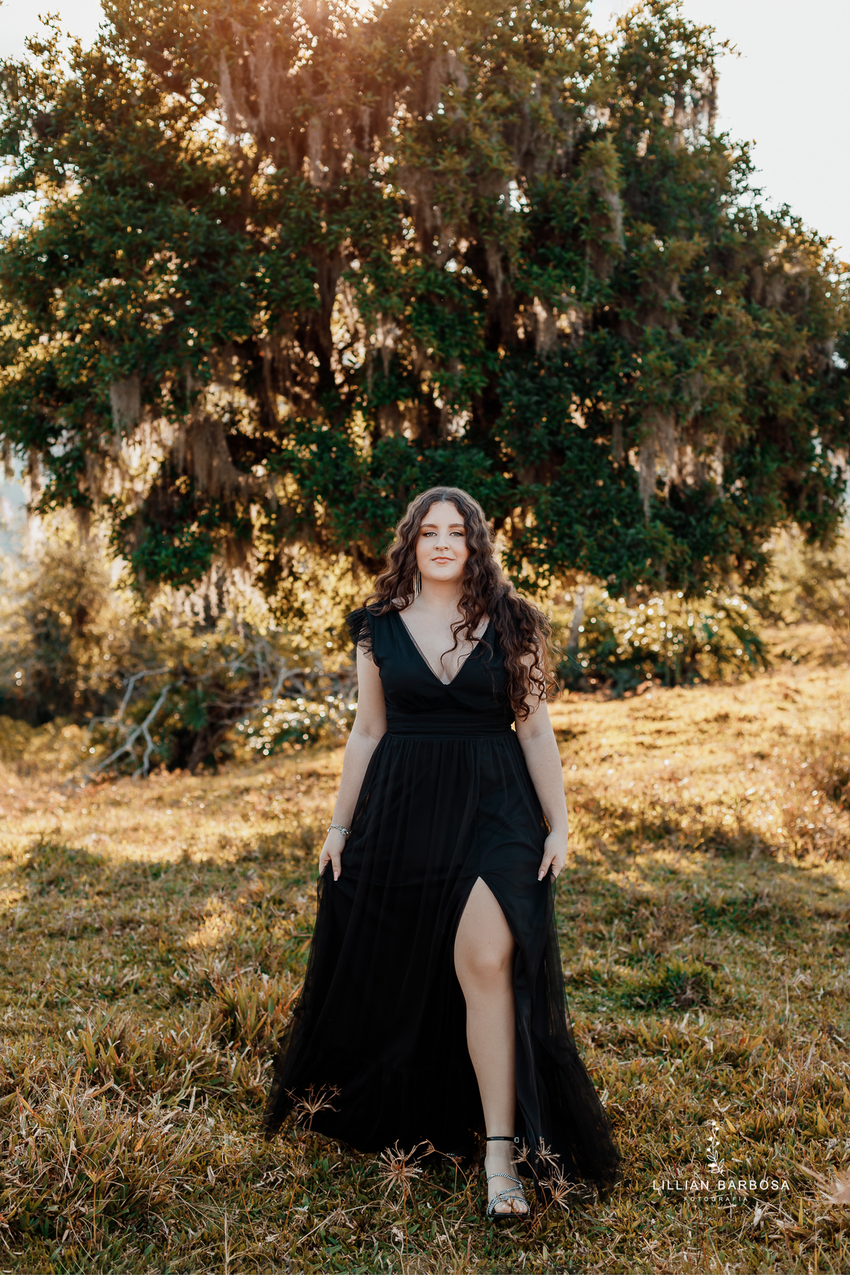 Ensaio-15-anos-ensaio-com-flores-por-do-sol-fotgrafa-de-lauro-muller