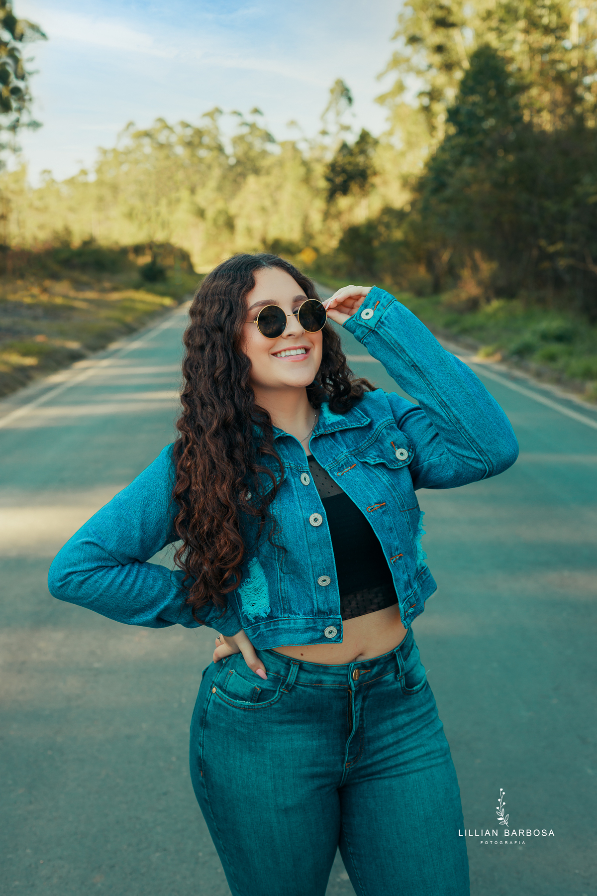 Ensaio-15-anos-ensaio-com-flores-por-do-sol-fotgrafa-de-lauro-muller