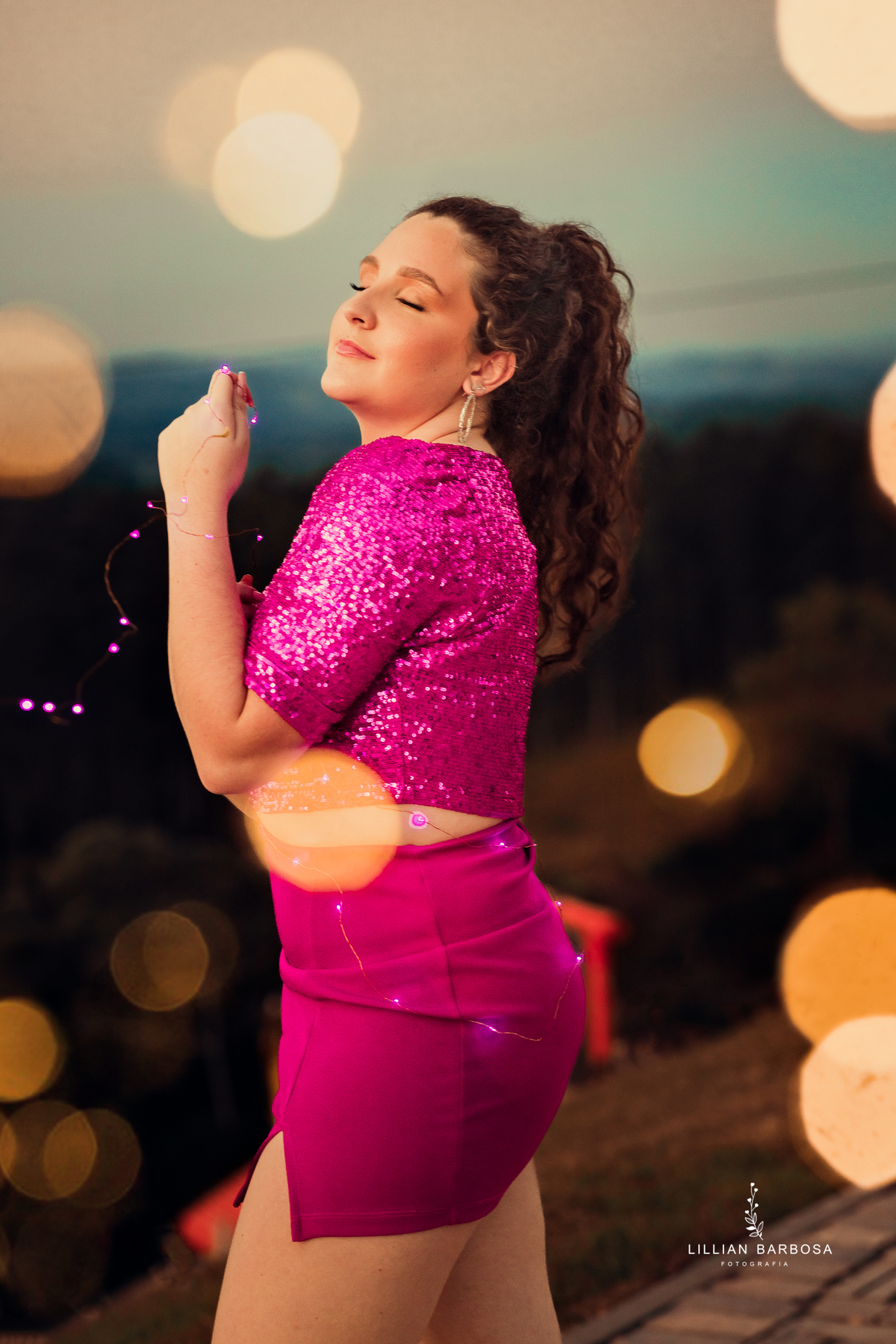 Ensaio-15-anos-ensaio-com-flores-por-do-sol-fotgrafa-de-lauro-muller