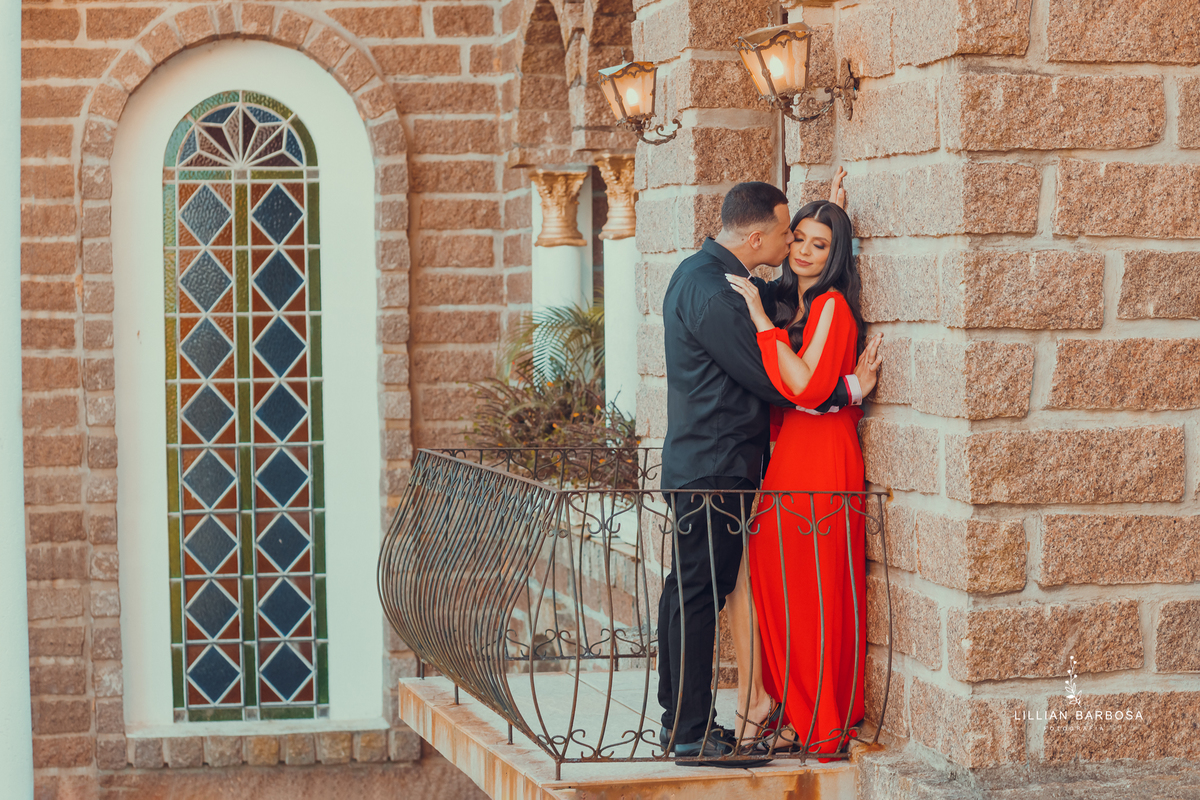 ensaio-de-casal-castelo-fotografa-de-lauro-muller