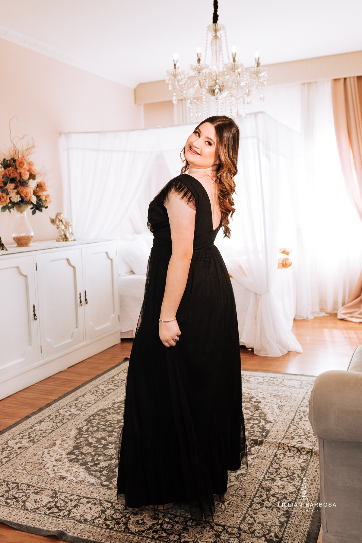 ensaio-de-quinze-anos-book-de-quinze-anos-no-atelie-daniela-nagel-com-cavalo-branco-mc-donalds--fotografa-de-lauro-muller-santa-catarina-