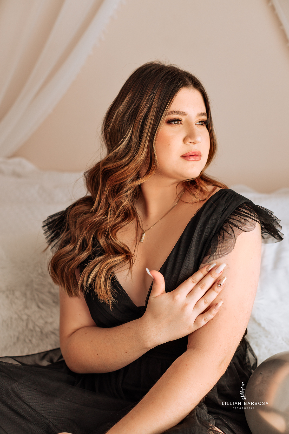 ensaio-de-quinze-anos-book-de-quinze-anos-no-atelie-daniela-nagel-com-cavalo-branco-mc-donalds--fotografa-de-lauro-muller-santa-catarina-