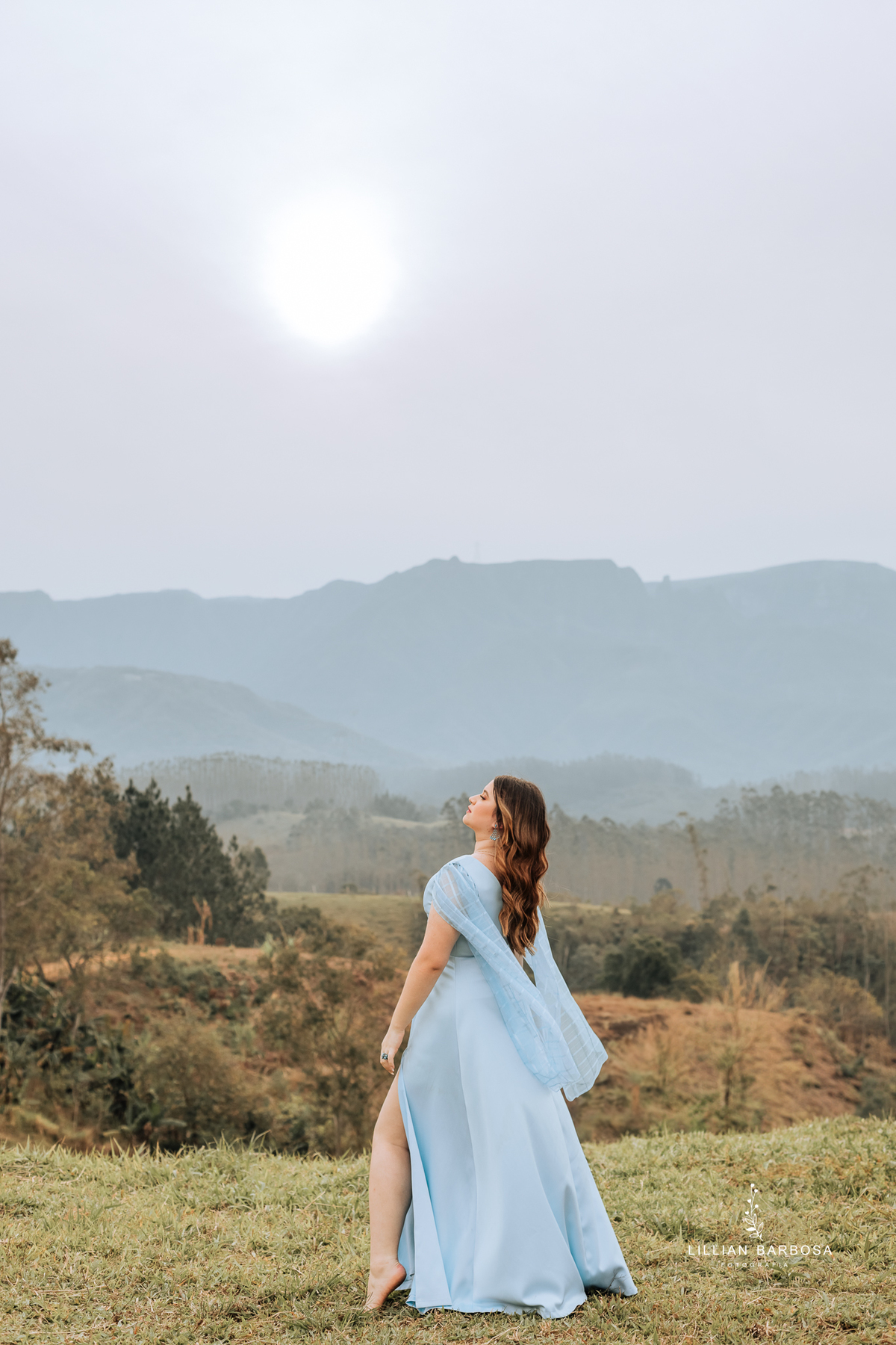 ensaio-de-quinze-anos-book-de-quinze-anos-no-atelie-daniela-nagel-com-cavalo-branco-mc-donalds--fotografa-de-lauro-muller-santa-catarina-