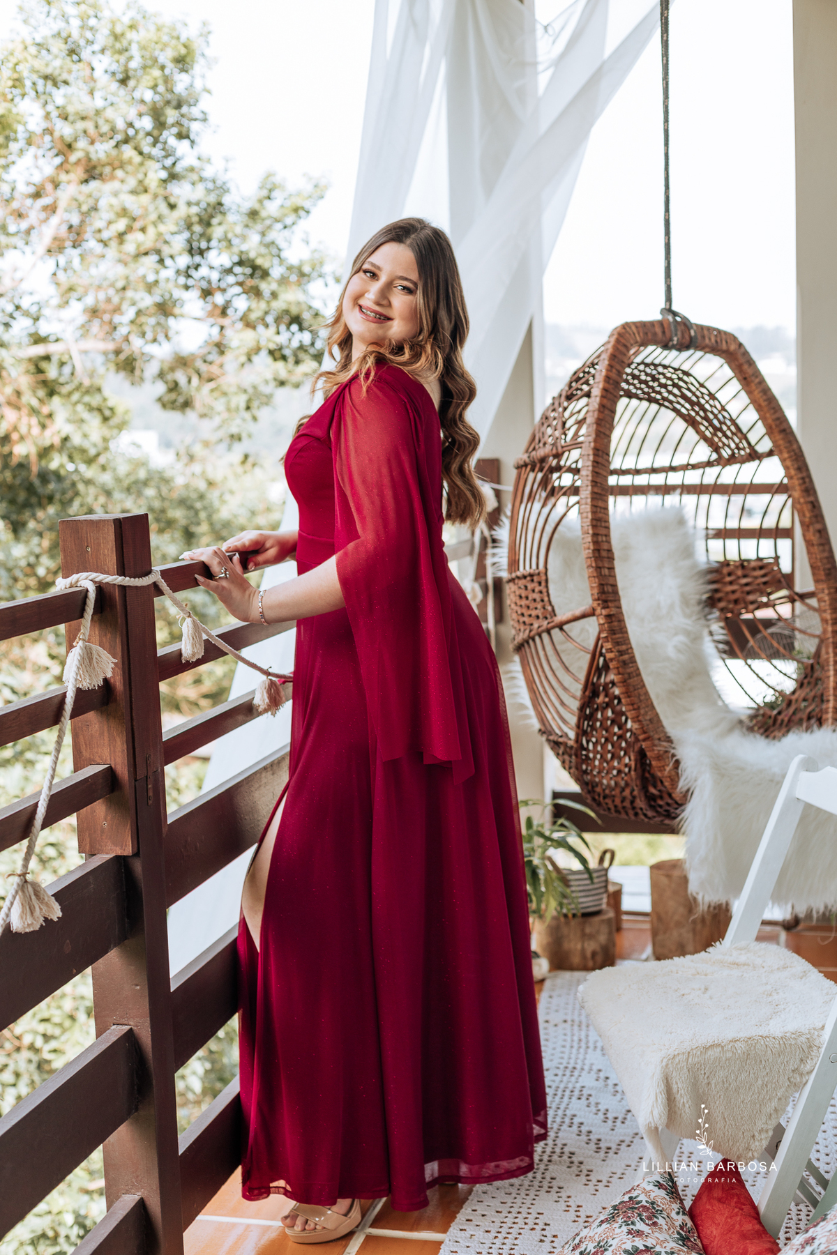 ensaio-de-quinze-anos-book-de-quinze-anos-no-atelie-daniela-nagel-com-cavalo-branco-mc-donalds--fotografa-de-lauro-muller-santa-catarina-