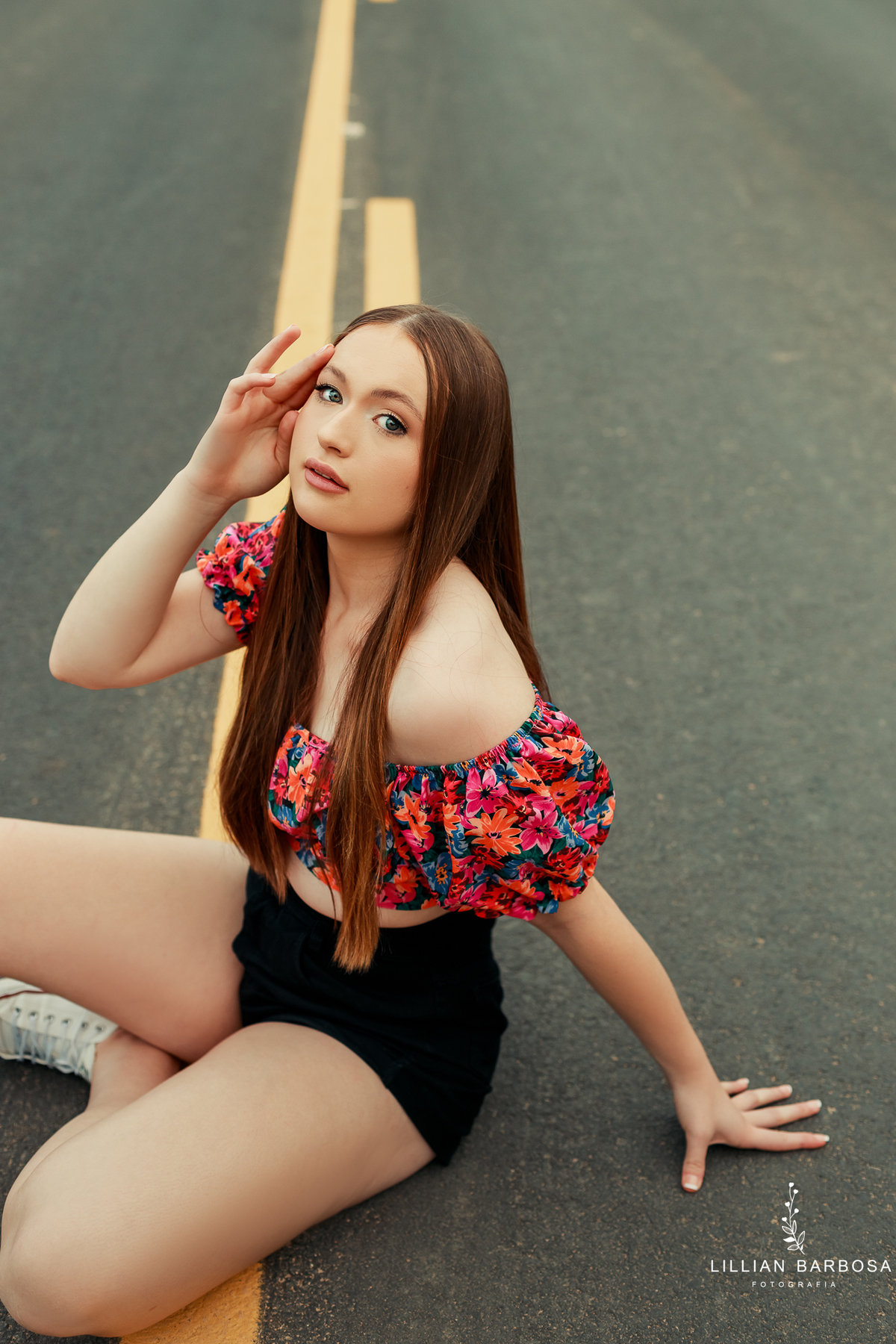 ensaio-de-quinze-anos-book-de-quinze-anos-castelo-belvedere-castelo-treze-de-maio-vestido-rosa-barbie-floresta-fotografa-de-lauro-muller-santa-catarina-