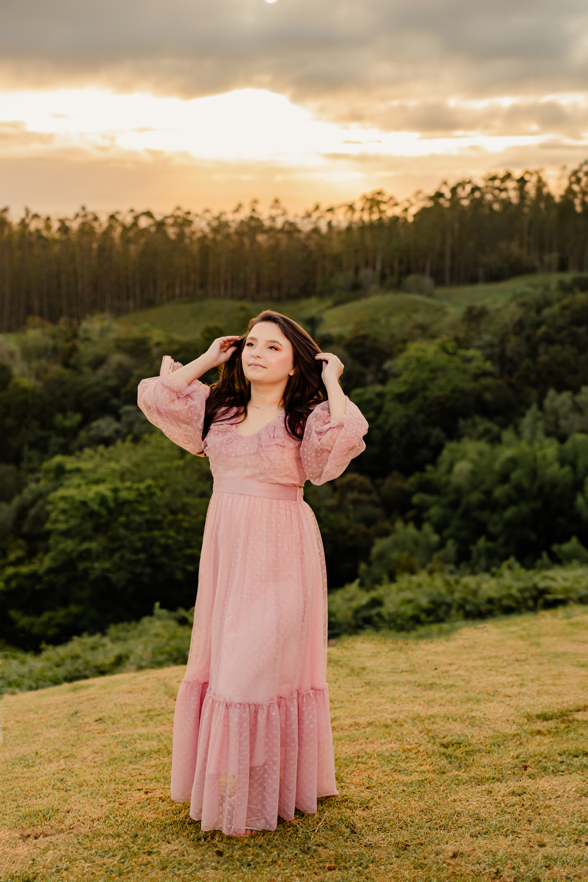 ensaio-pessoal-de21-anos-nascer-do-sol-flores-balanço-bliblia-fotografa -de-Lauro Muller-santa-catarina