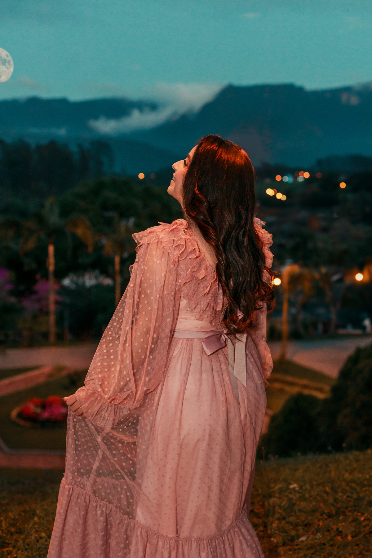 ensaio-pessoal-de21-anos-nascer-do-sol-flores-balanço-bliblia-fotografa -de-Lauro Muller-santa-catarina