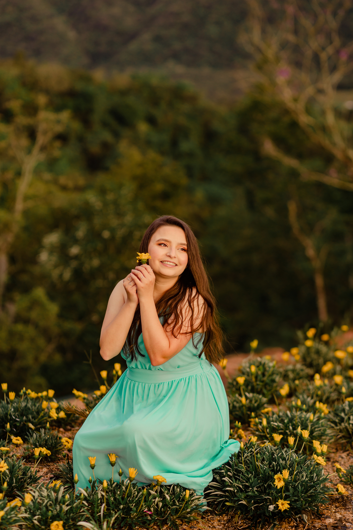 ensaio-pessoal-de21-anos-nascer-do-sol-flores-balanço-bliblia-fotografa -de-Lauro Muller-santa-catarina