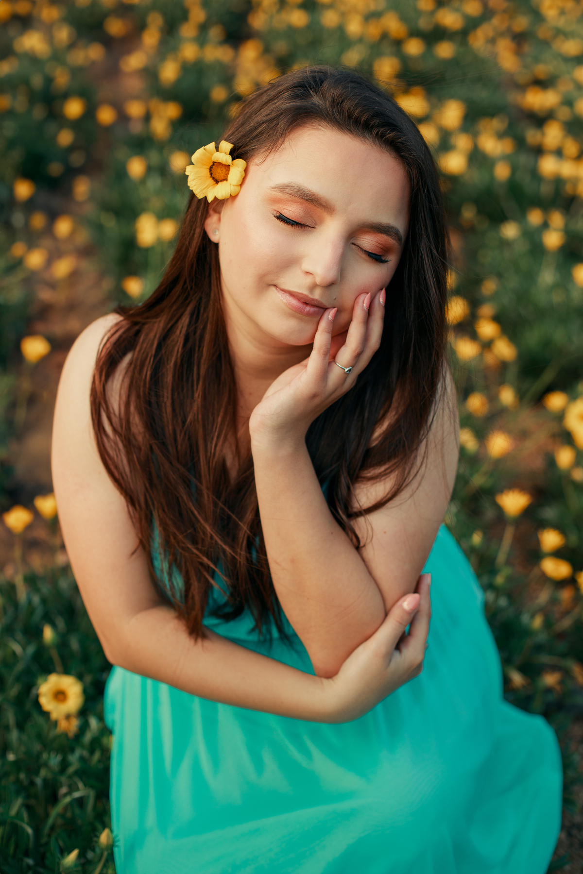 ensaio-pessoal-de21-anos-nascer-do-sol-flores-balanço-bliblia-fotografa -de-Lauro Muller-santa-catarina