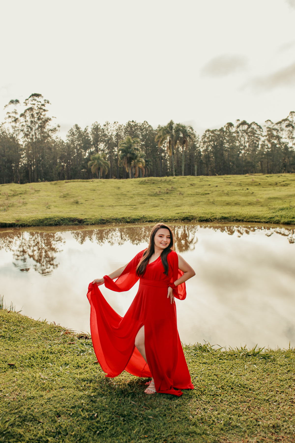 ensaio-pessoal-de21-anos-nascer-do-sol-flores-balanço-bliblia-fotografa -de-Lauro Muller-santa-catarina