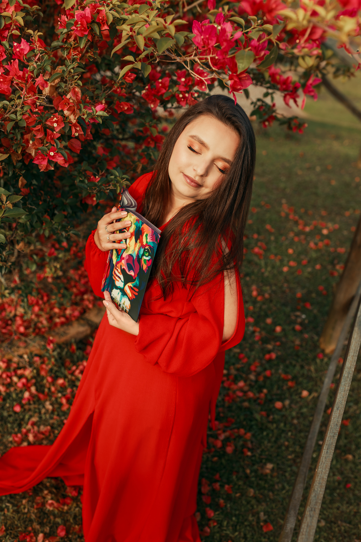 ensaio-pessoal-de21-anos-nascer-do-sol-flores-balanço-bliblia-fotografa -de-Lauro Muller-santa-catarina