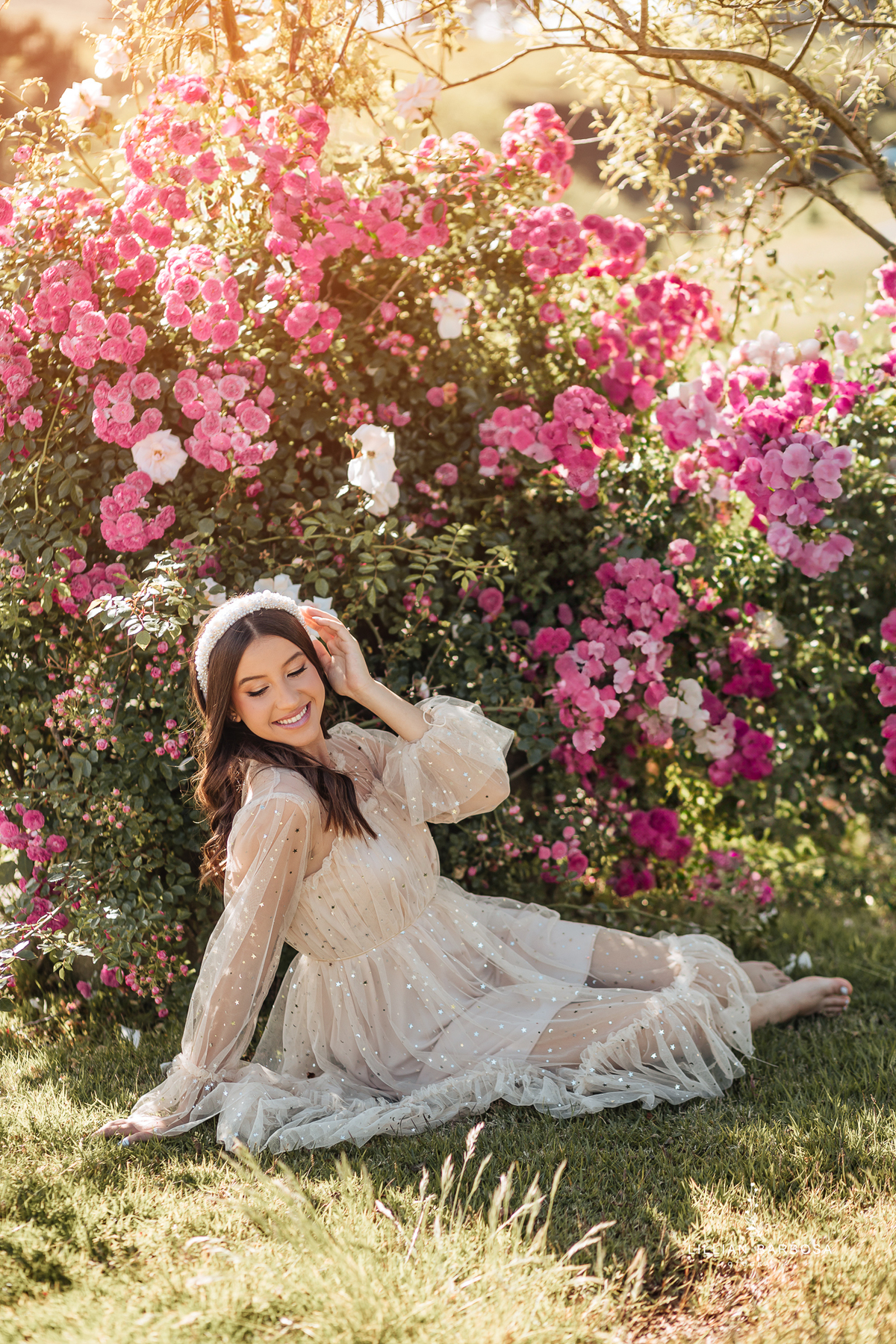 ensaio-de-quinze-anos-Serra-do-rio-do-rastro-vestido azu-e-cavalo-na-estrada--fotografa-de-lauro-muller-santa-catarina