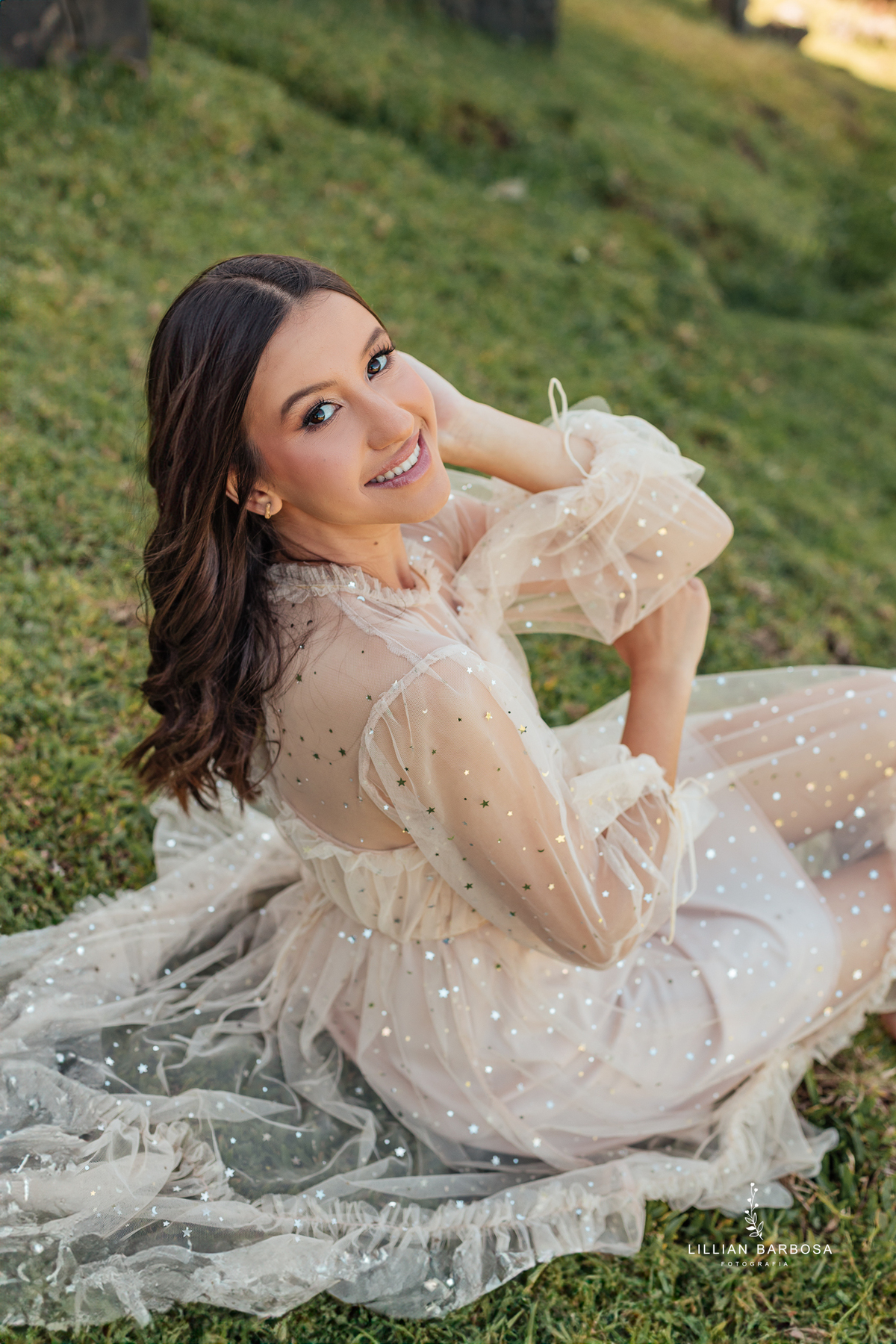 ensaio-de-quinze-anos-Serra-do-rio-do-rastro-vestido azu-e-cavalo-na-estrada--fotografa-de-lauro-muller-santa-catarina