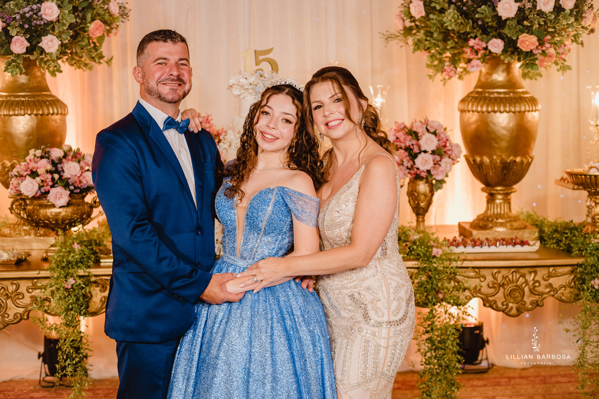 Festa-de-quinze-anos-vestido-Brilho-azul-fotografa-de-lauro-muller-santa-catarina