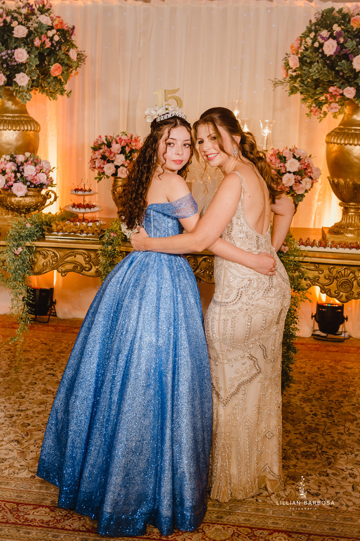 Festa-de-quinze-anos-vestido-Brilho-azul-fotografa-de-lauro-muller-santa-catarina