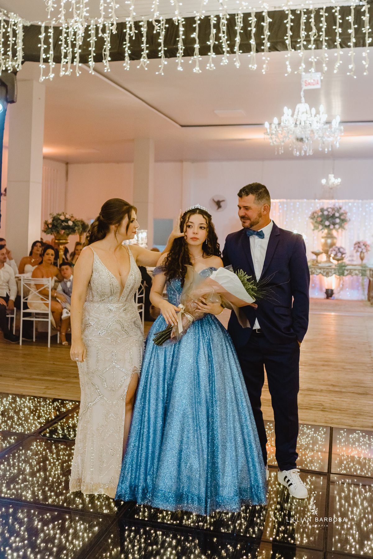 Festa-de-quinze-anos-vestido-Brilho-azul-fotografa-de-lauro-muller-santa-catarina