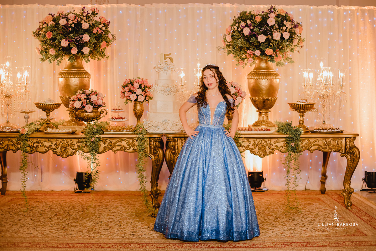 Festa-de-quinze-anos-vestido-Brilho-azul-fotografa-de-lauro-muller-santa-catarina