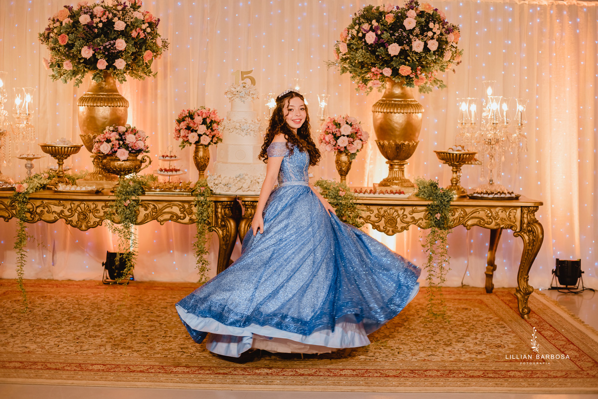 Festa-de-quinze-anos-vestido-Brilho-azul-fotografa-de-lauro-muller-santa-catarina