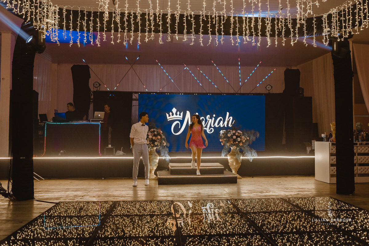 Festa-de-quinze-anos-vestido-Brilho-azul-fotografa-de-lauro-muller-santa-catarina