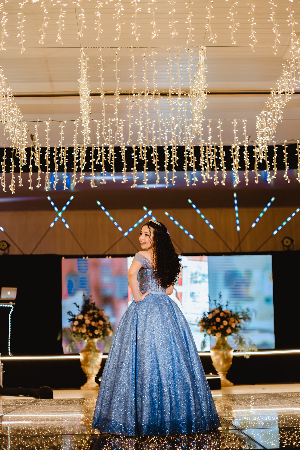 Festa-de-quinze-anos-vestido-Brilho-azul-fotografa-de-lauro-muller-santa-catarina