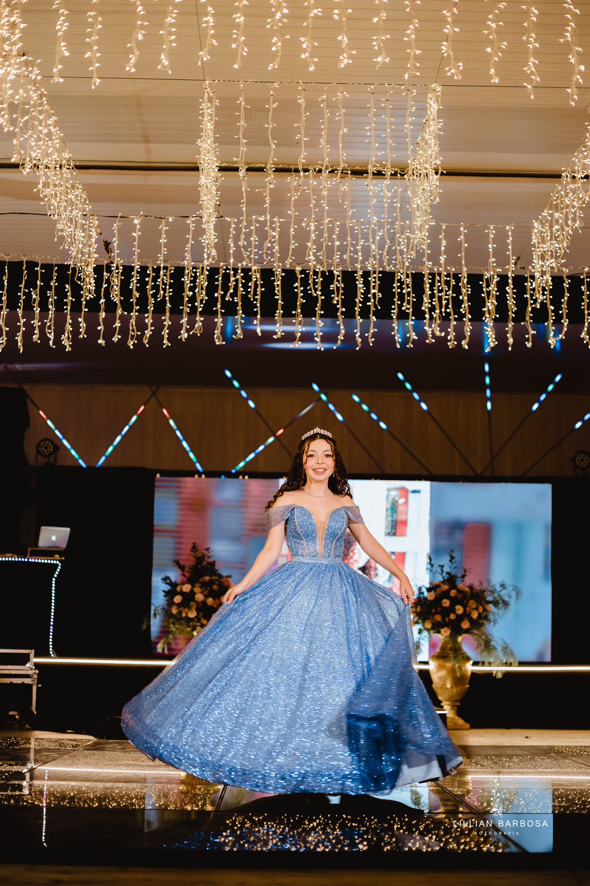 Festa-de-quinze-anos-vestido-Brilho-azul-fotografa-de-lauro-muller-santa-catarina