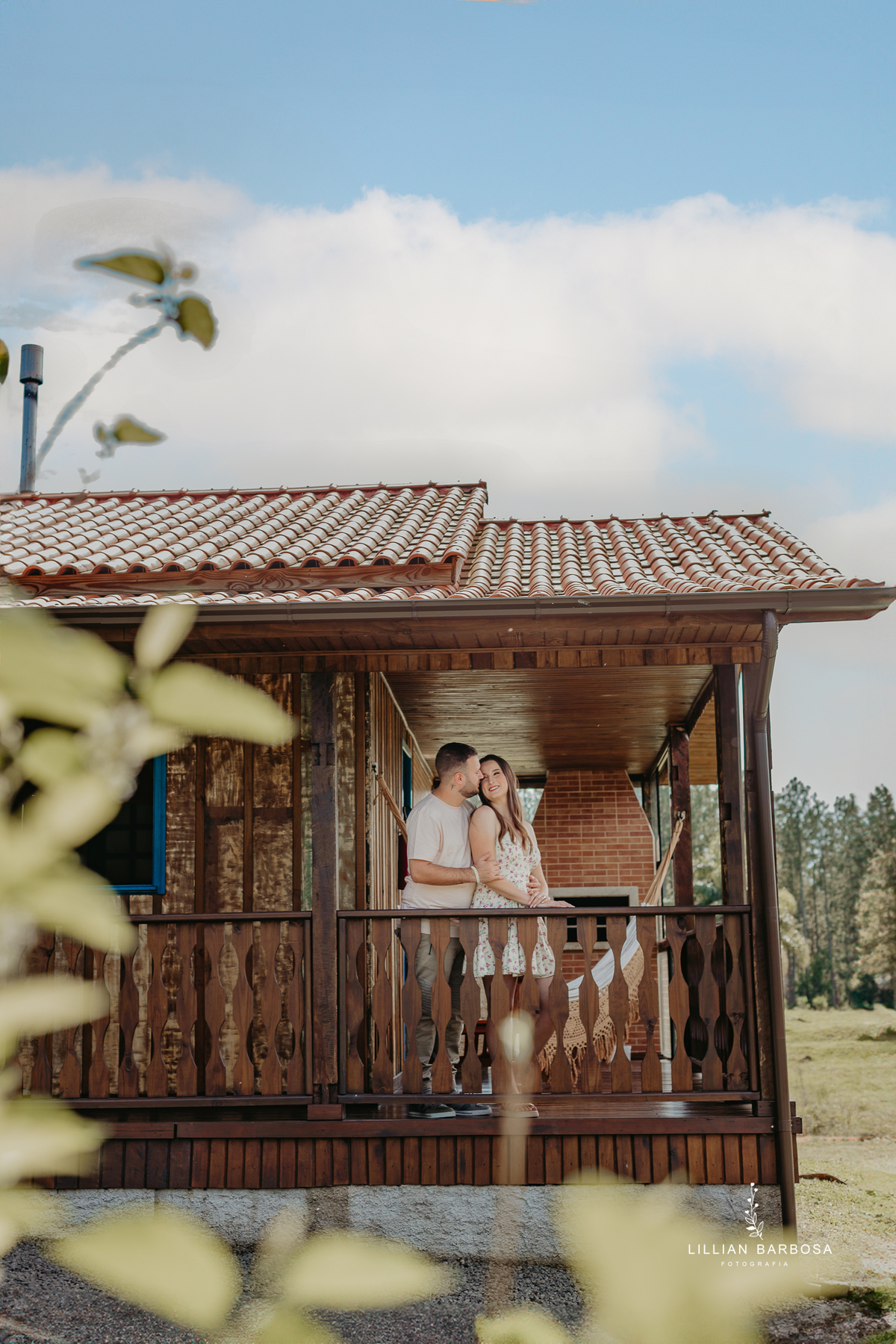 ensaio-de-casal-pousada-costao-da-serra-vestido-Vermelho-preto-piscina-fotografa-de-lauro-muller-santa-catarina 