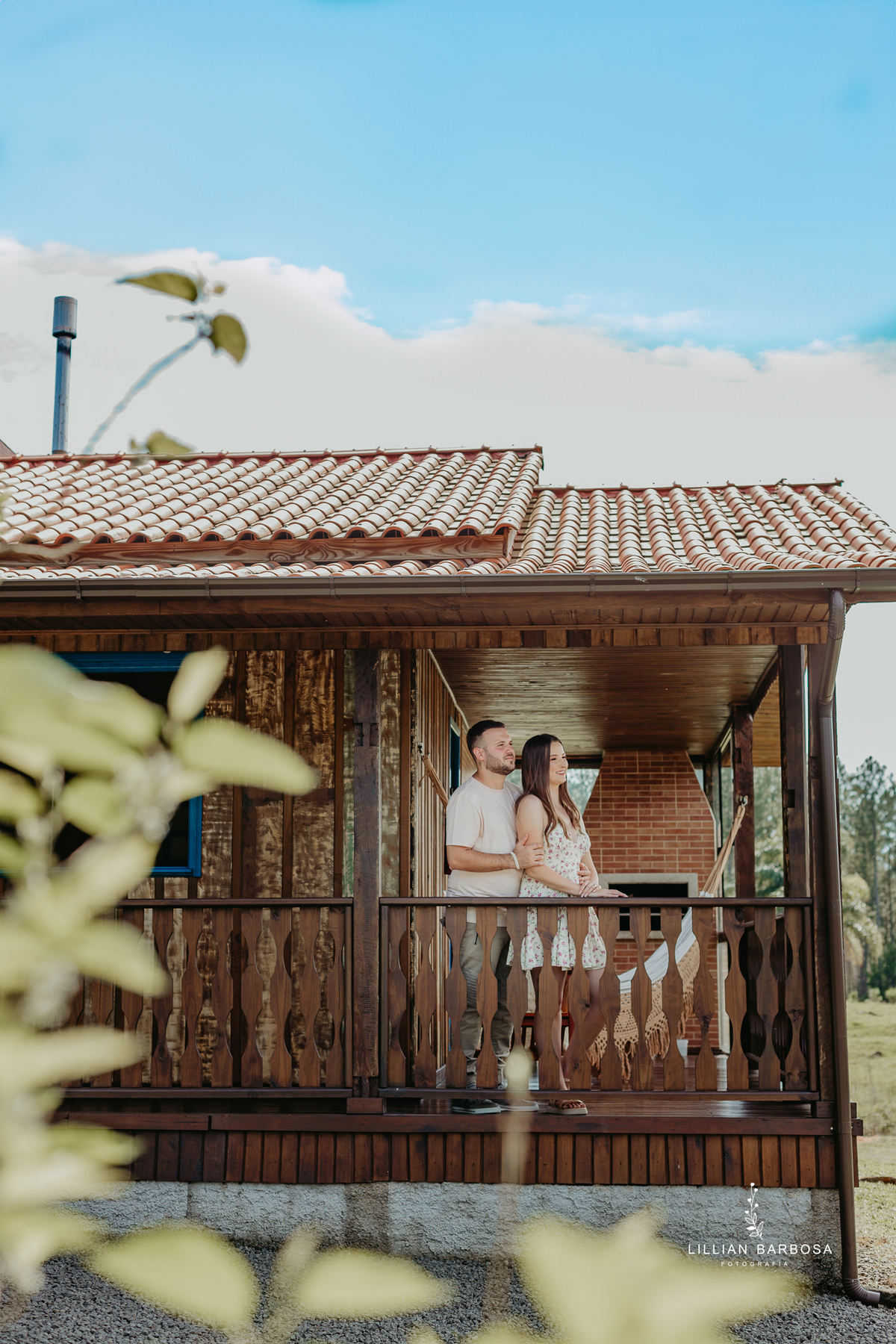 ensaio-de-casal-pousada-costao-da-serra-vestido-Vermelho-preto-piscina-fotografa-de-lauro-muller-santa-catarina 