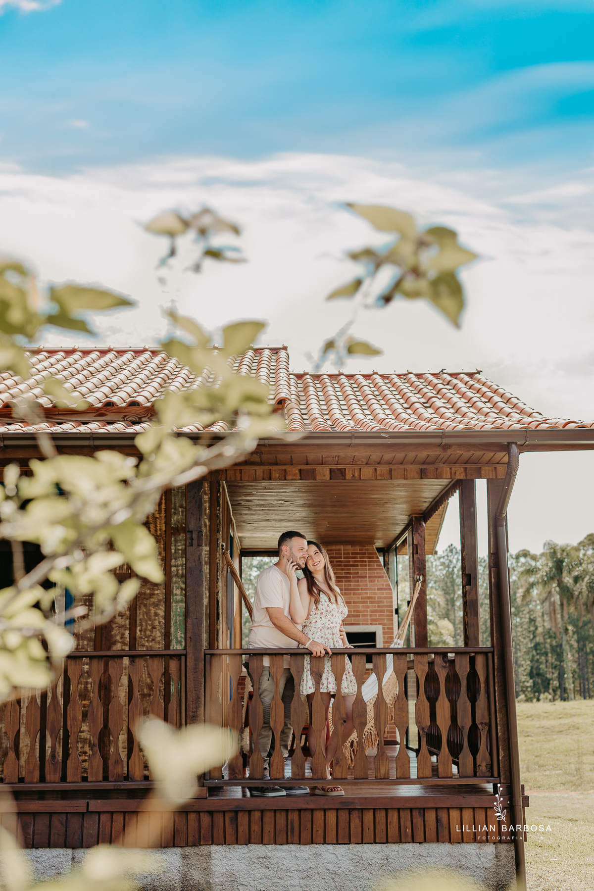 ensaio-de-casal-pousada-costao-da-serra-vestido-Vermelho-preto-piscina-fotografa-de-lauro-muller-santa-catarina 