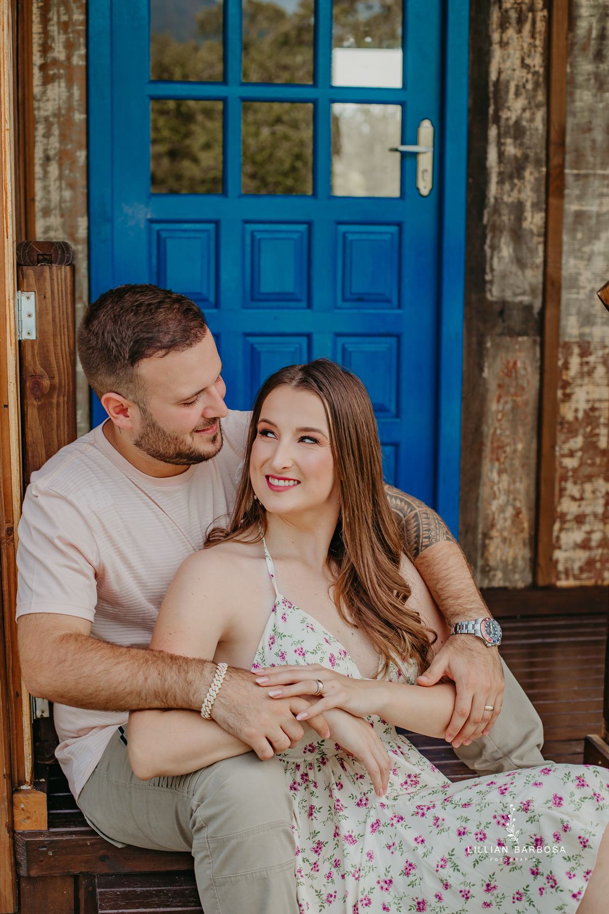 ensaio-de-casal-pousada-costao-da-serra-vestido-Vermelho-preto-piscina-fotografa-de-lauro-muller-santa-catarina 