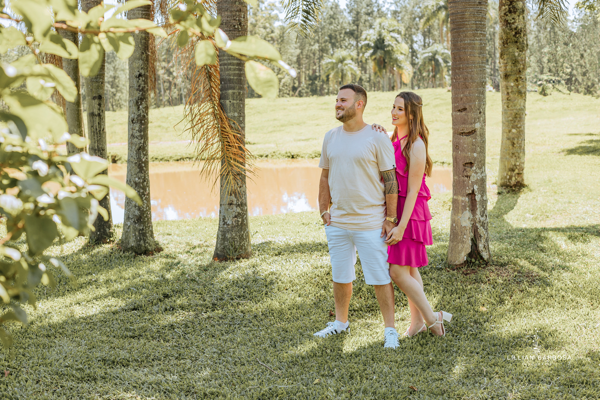 ensaio-de-casal-pousada-costao-da-serra-vestido-Vermelho-preto-piscina-fotografa-de-lauro-muller-santa-catarina 