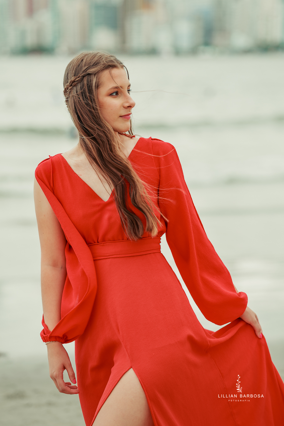 ensaio-de-quinze-anos-balneario-camburiu-florianopolis-vestido-rosa-vermelho-preto-fotografa-de-lauro-muller- fotografa-fotografa-de-florioa-forianopolos-balneario-camburui