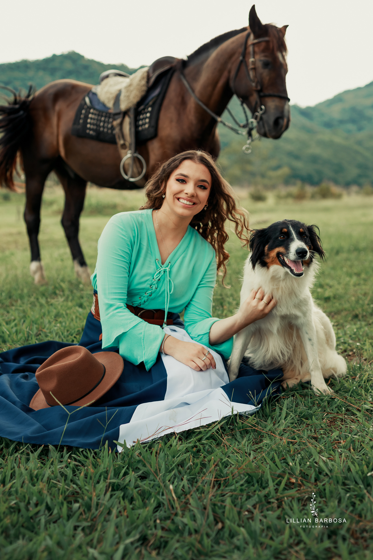 ensaio-de-quinze-anos-fazenda-sao-lorezo-sideropolis-vestido-rosa-roxo-prenda-piqueinique-fotografa-de-lauro-muller- fotografa-fotografa-de-sideropolis
