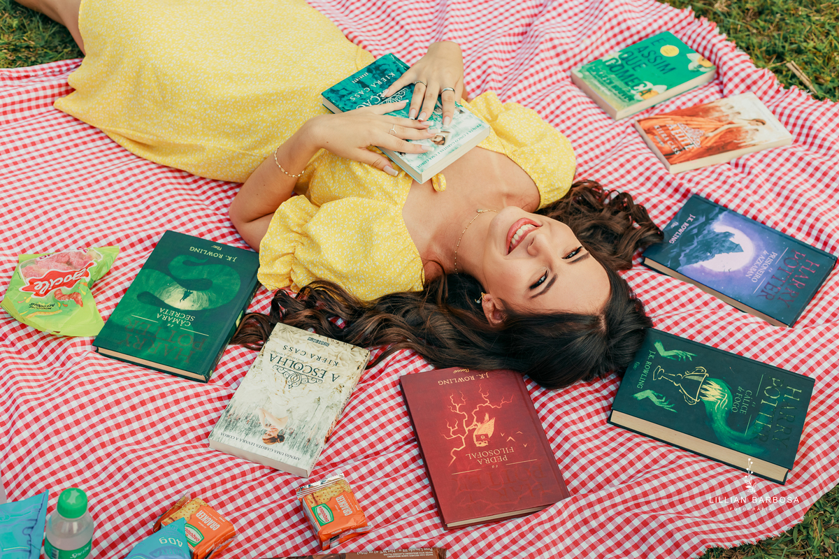 ensaio-de-quinze-anos-serra-dorio-do-rastro-vestido-rosa-azul-jeans-croped-vestido-branco-fotografa-de-lauro-muller- fotografa-fotografa-de-serra-d-do-rio-rastro