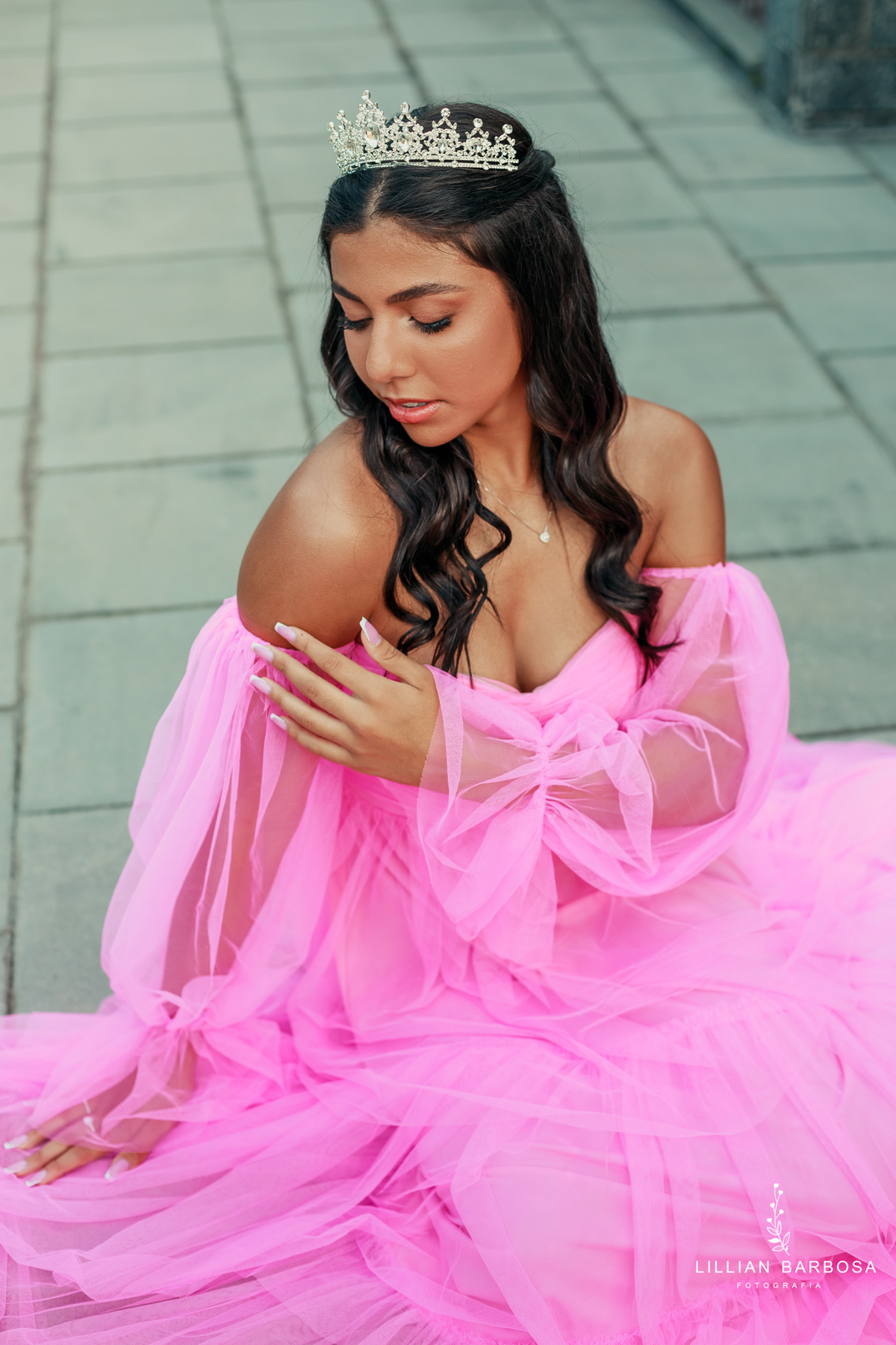 ensaio-de-quinze-anos-atelie-daniela-nagel-Castelo-belvedere-vestido-rosa-azul-conjunto-branco-fotografa-de-lauro-muller- fotografa-fotografa-de-orleans-fotografa-de-treze-de-maio-
