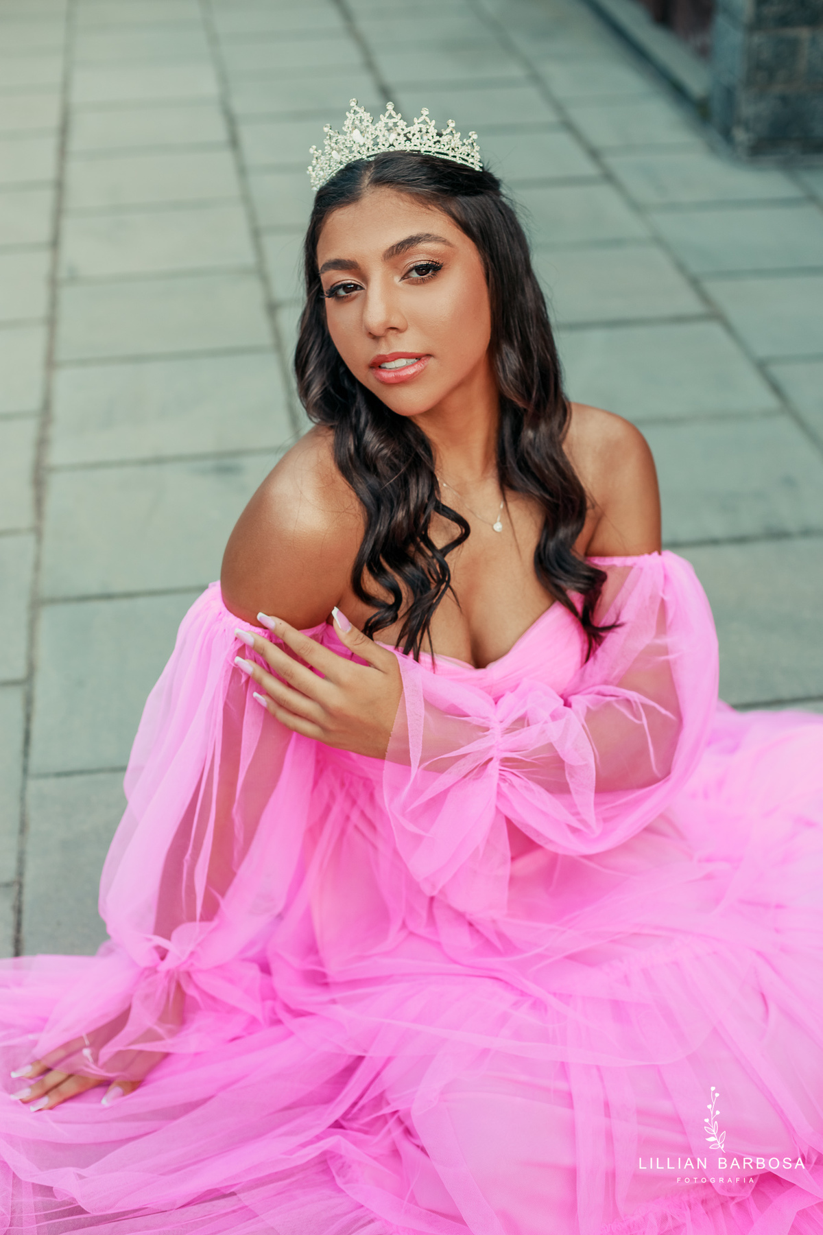 ensaio-de-quinze-anos-atelie-daniela-nagel-Castelo-belvedere-vestido-rosa-azul-conjunto-branco-fotografa-de-lauro-muller- fotografa-fotografa-de-orleans-fotografa-de-treze-de-maio-