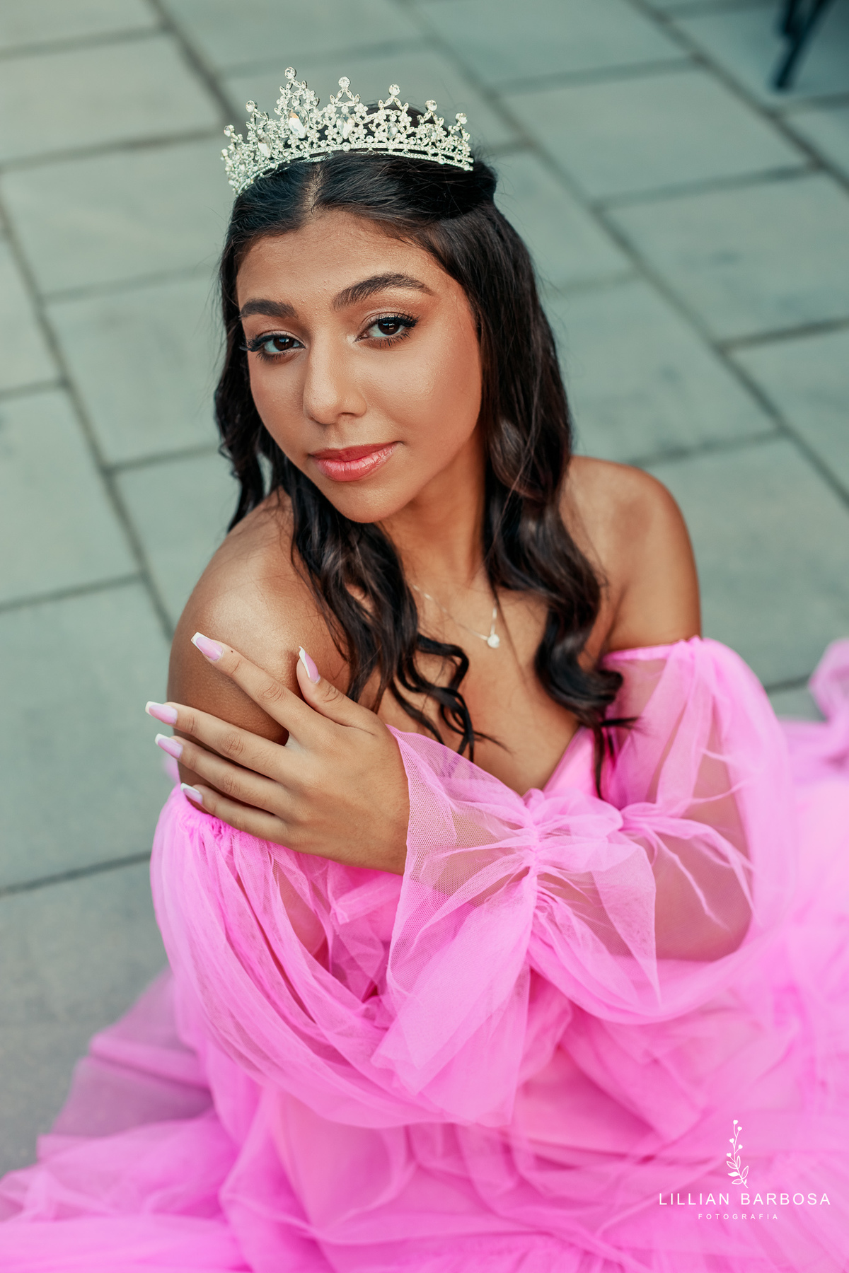 ensaio-de-quinze-anos-atelie-daniela-nagel-Castelo-belvedere-vestido-rosa-azul-conjunto-branco-fotografa-de-lauro-muller- fotografa-fotografa-de-orleans-fotografa-de-treze-de-maio-