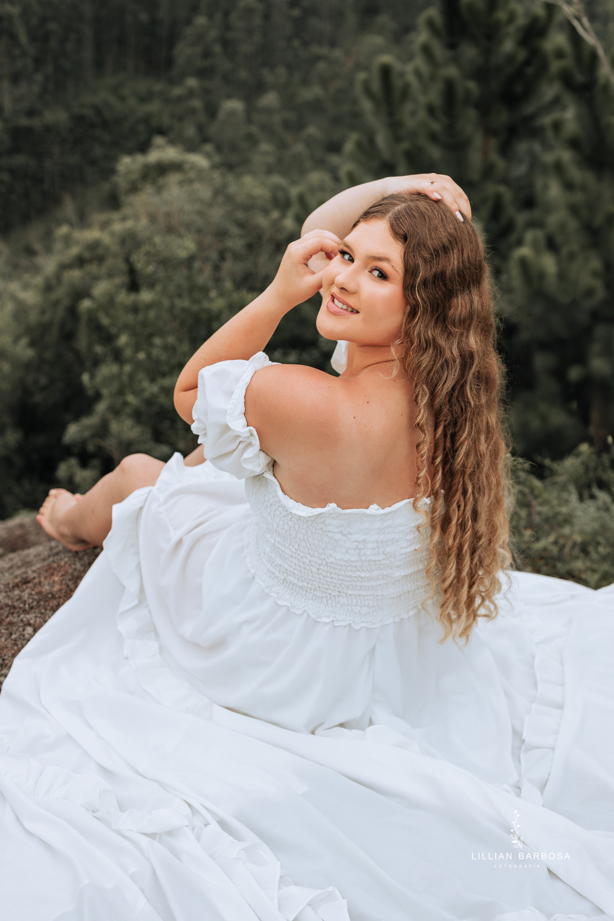 ensaio-de-quinze-anos-Castelo-belvedere-vestido-rosa-azul-conjunto-branco-fotografa-de-lauro-muller- fotografa-fotografa-de-orleans-fotografa-de-treze-de-maio