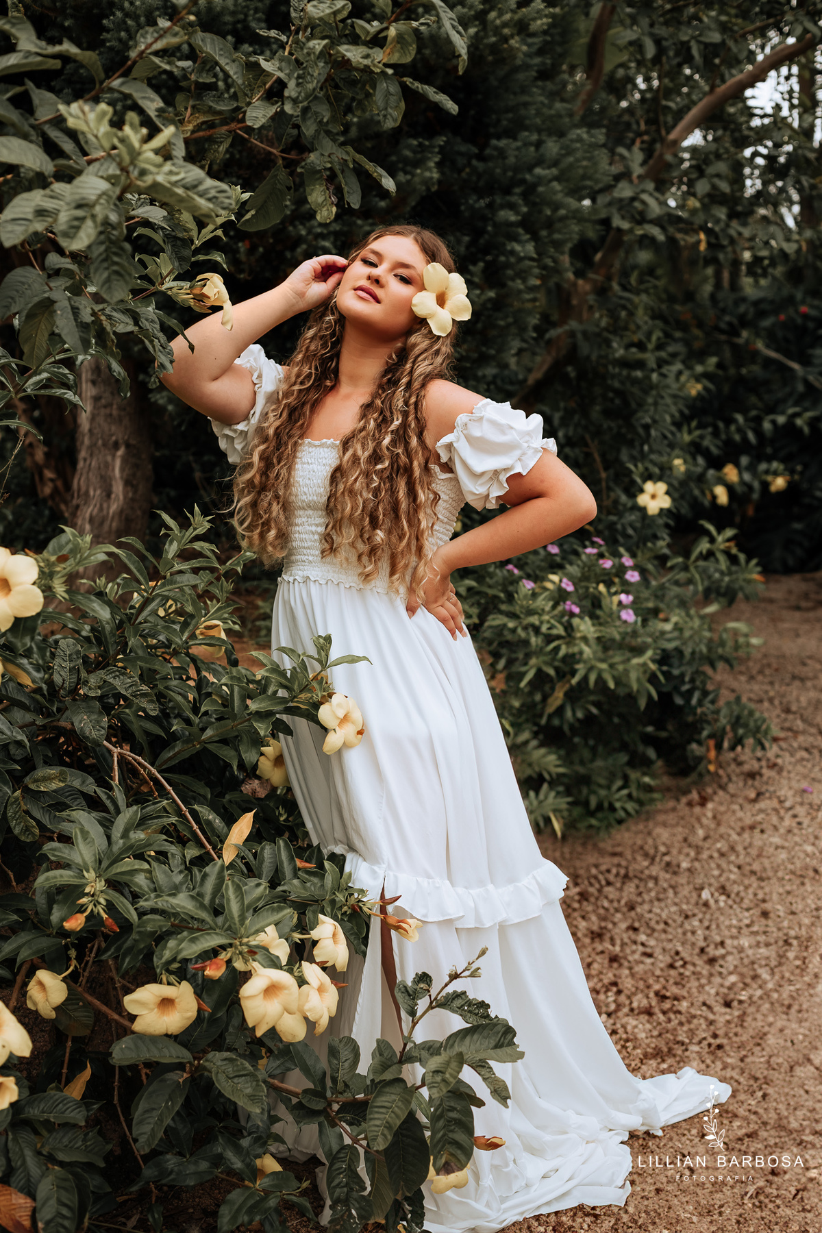 ensaio-de-quinze-anos-Castelo-belvedere-vestido-rosa-azul-conjunto-branco-fotografa-de-lauro-muller- fotografa-fotografa-de-orleans-fotografa-de-treze-de-maio