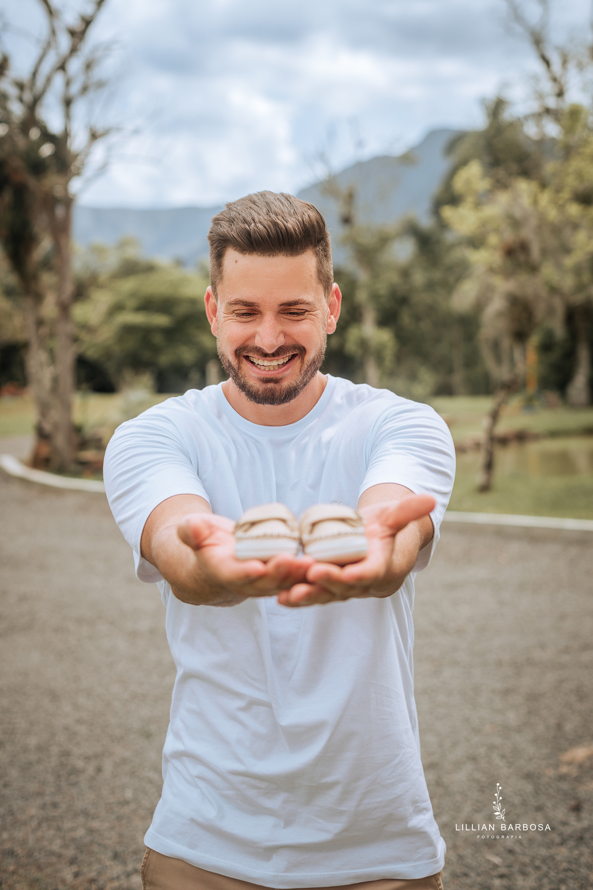 ensaio-de-gestante-espera-de-matteo-ensaio-de-gravidinhas-bory-preto-calça jeans -estudio-lillian-barbosa-fotografa-de-lauro-muller-santa-catarina