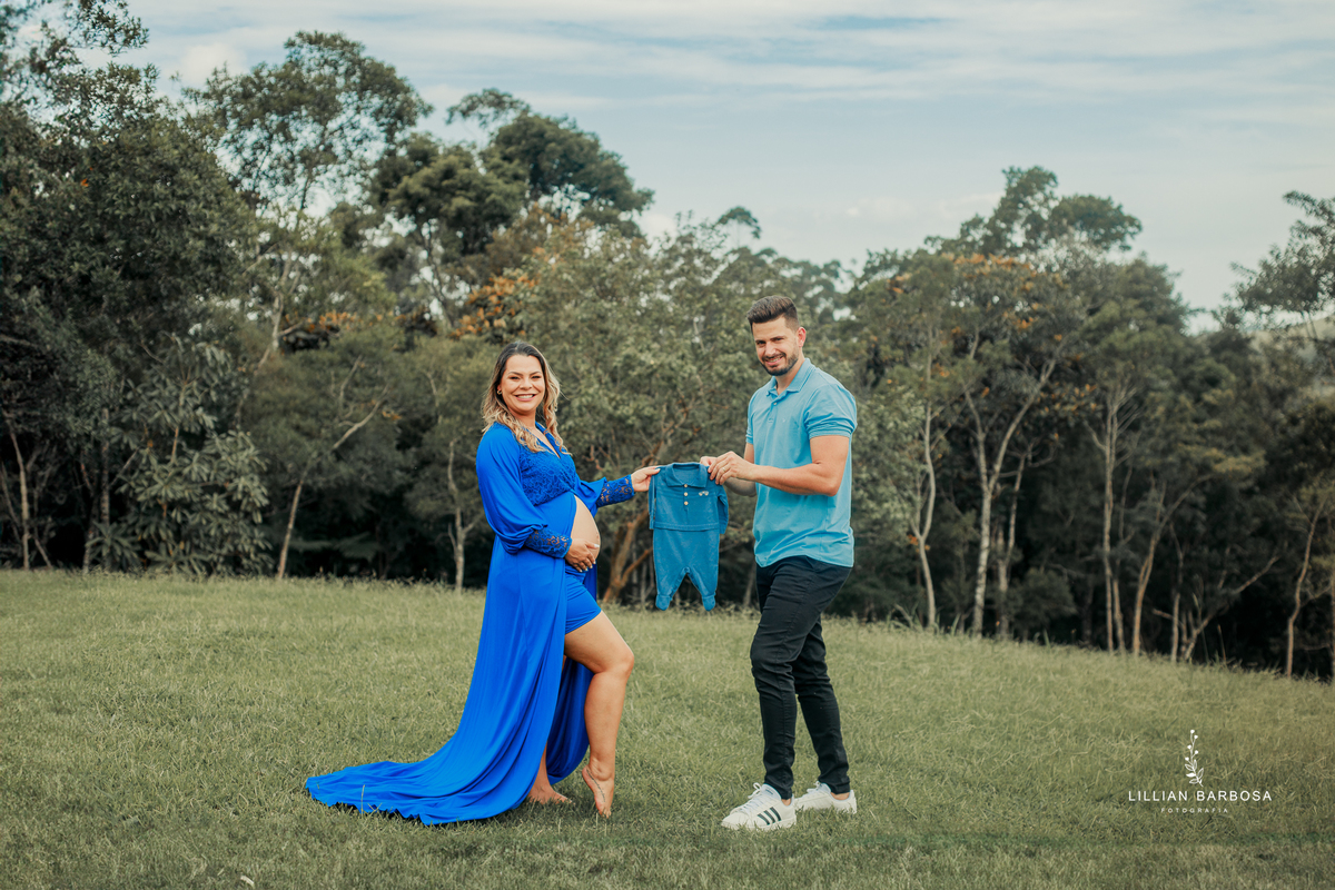 ensaio-de-gestante-espera-de-matteo-ensaio-de-gravidinhas-bory-preto-calça jeans -estudio-lillian-barbosa-fotografa-de-lauro-muller-santa-catarina