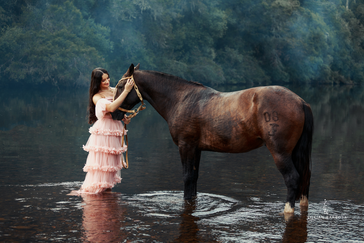 ensaio-de-quinze-anos-serra-do-rio-do-rastro-vestido-rosa-azul-conjunto-branco-fotografa-de-lauro-muller- fotografa-fotografa-de-orleans-fotografa-de-serra-do-rio-do-rastro-