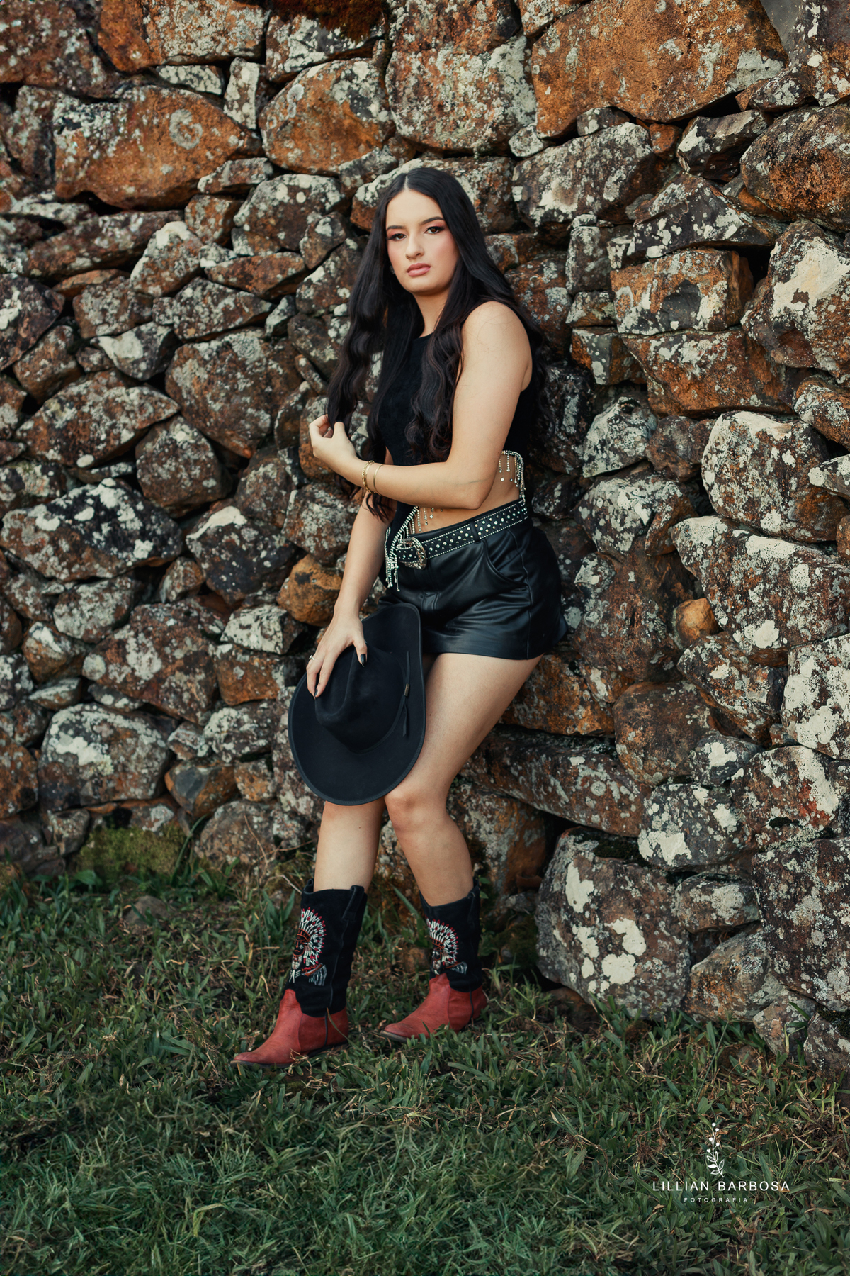 ensaio-de-quinze-anos-serra-do-rio-do-rastro-vestido-rosa-azul-conjunto-branco-fotografa-de-lauro-muller- fotografa-fotografa-de-orleans-fotografa-de-serra-do-rio-do-rastro-