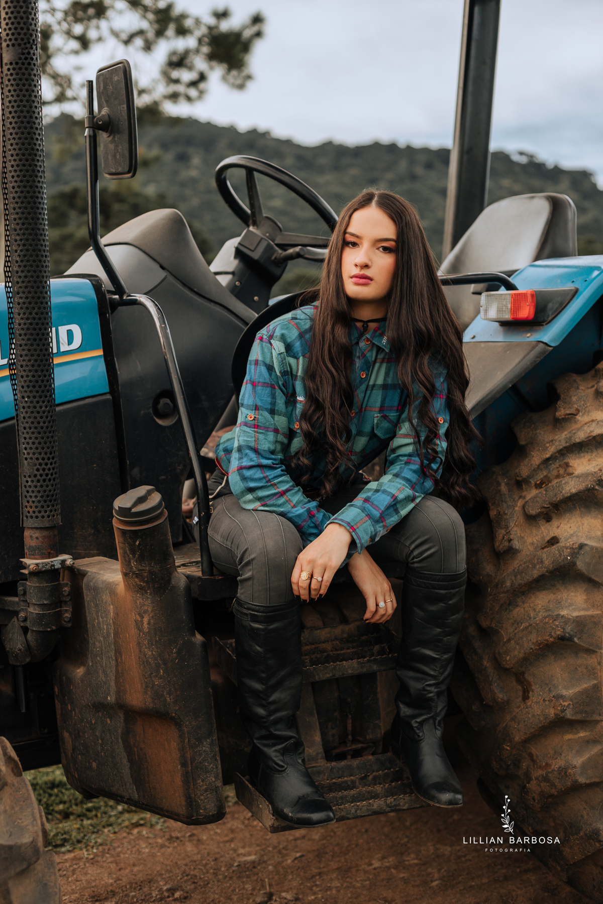 ensaio-de-quinze-anos-serra-do-rio-do-rastro-vestido-rosa-azul-conjunto-branco-fotografa-de-lauro-muller- fotografa-fotografa-de-orleans-fotografa-de-serra-do-rio-do-rastro-