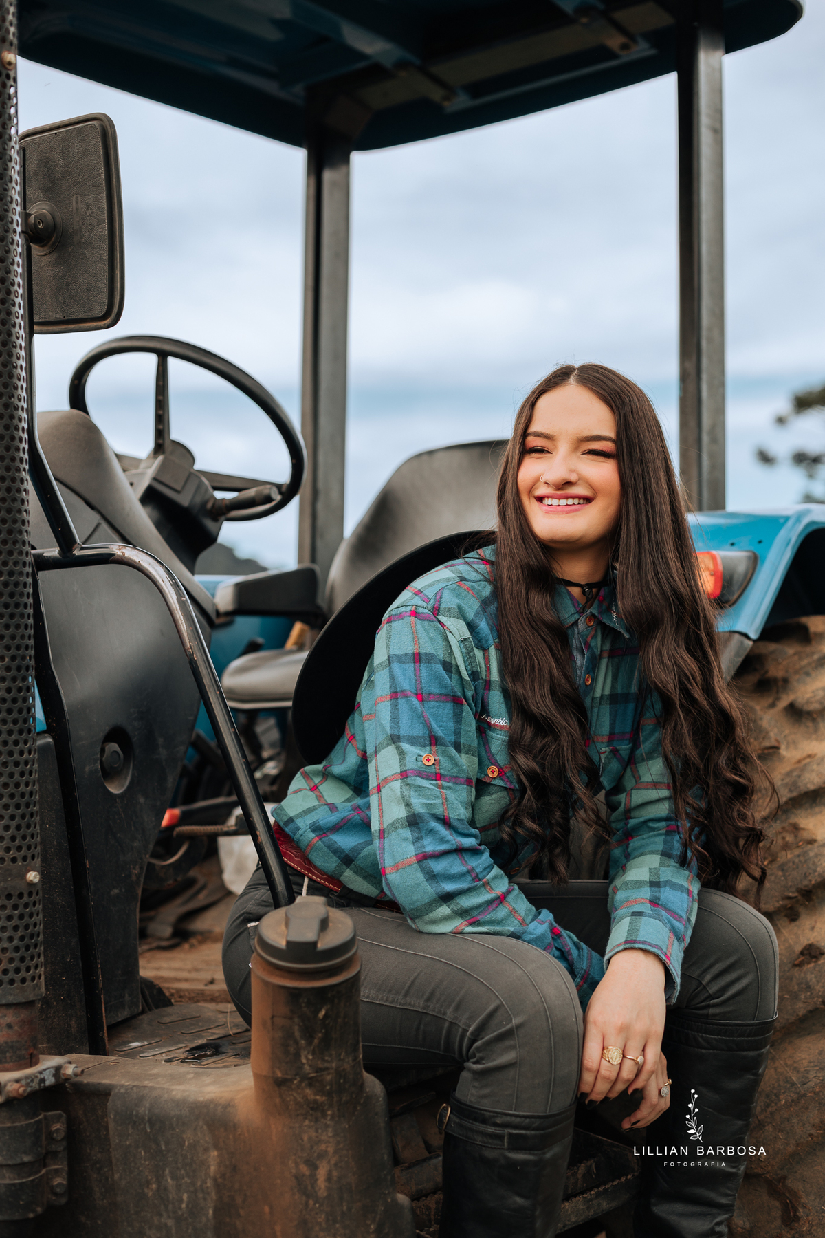 ensaio-de-quinze-anos-serra-do-rio-do-rastro-vestido-rosa-azul-conjunto-branco-fotografa-de-lauro-muller- fotografa-fotografa-de-orleans-fotografa-de-serra-do-rio-do-rastro-