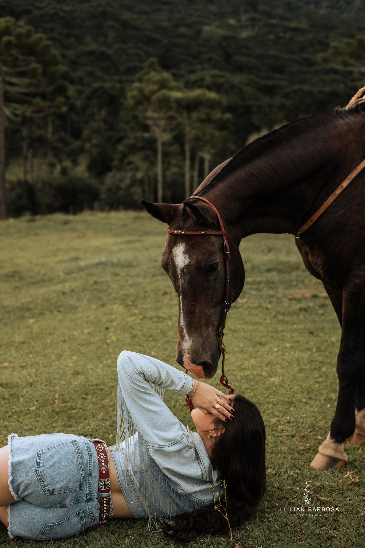 ensaio-de-quinze-anos-serra-do-rio-do-rastro-vestido-rosa-azul-conjunto-branco-fotografa-de-lauro-muller- fotografa-fotografa-de-orleans-fotografa-de-serra-do-rio-do-rastro-