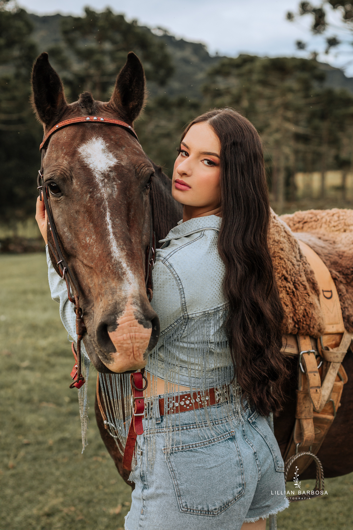 ensaio-de-quinze-anos-serra-do-rio-do-rastro-vestido-rosa-azul-conjunto-branco-fotografa-de-lauro-muller- fotografa-fotografa-de-orleans-fotografa-de-serra-do-rio-do-rastro-