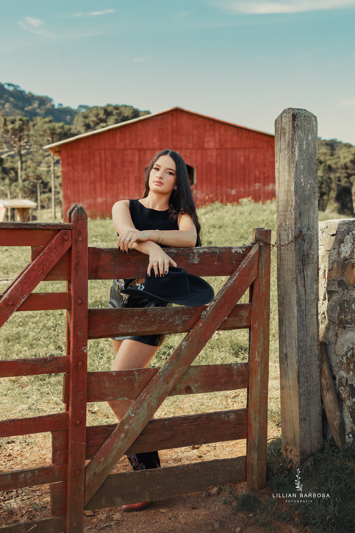 ensaio-de-quinze-anos-serra-do-rio-do-rastro-vestido-rosa-azul-conjunto-branco-fotografa-de-lauro-muller- fotografa-fotografa-de-orleans-fotografa-de-serra-do-rio-do-rastro-
